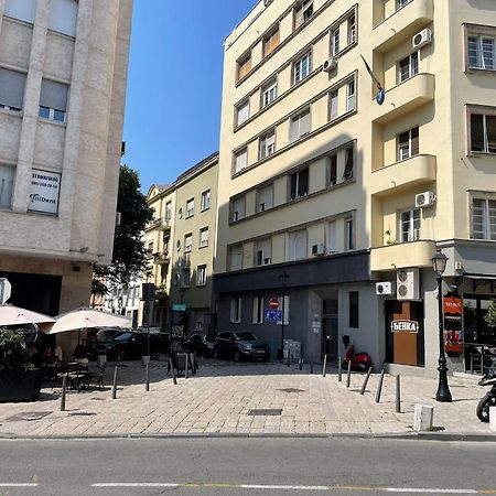 City Centre Elegance: Kosancicev Venac Studio Βελιγράδι Εξωτερικό φωτογραφία
